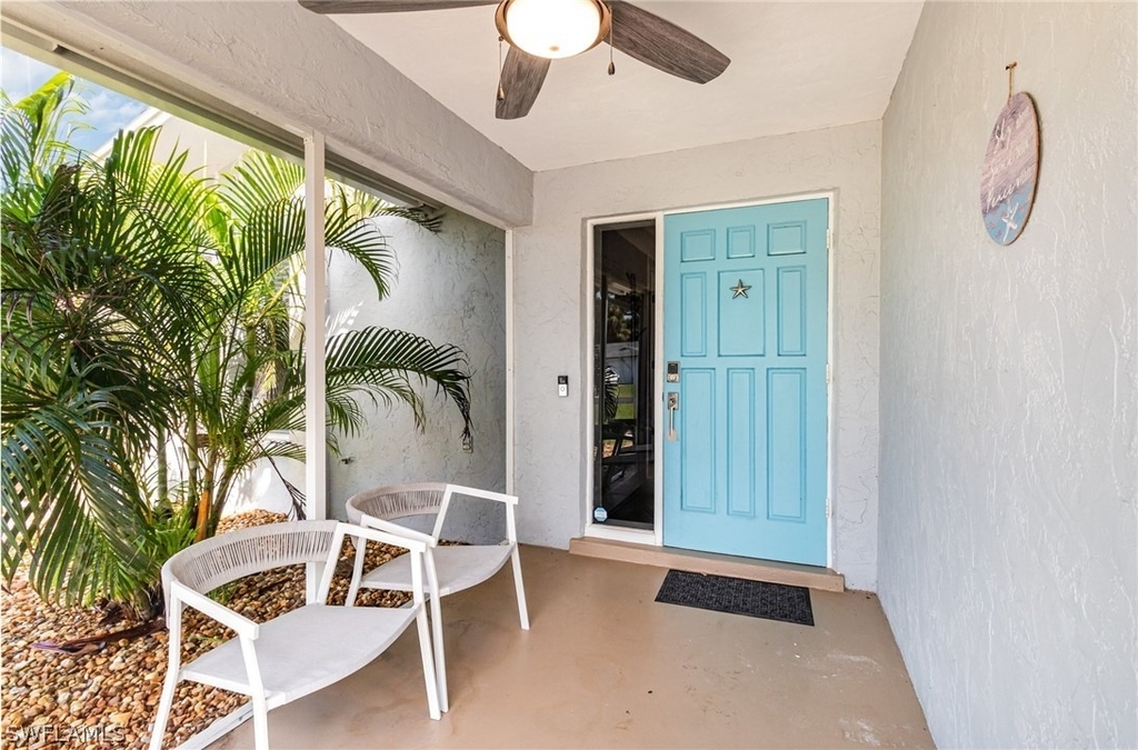 517 98th Avenue N - Photo 3