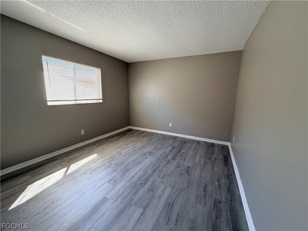 823 Gleason Parkway - Photo 16