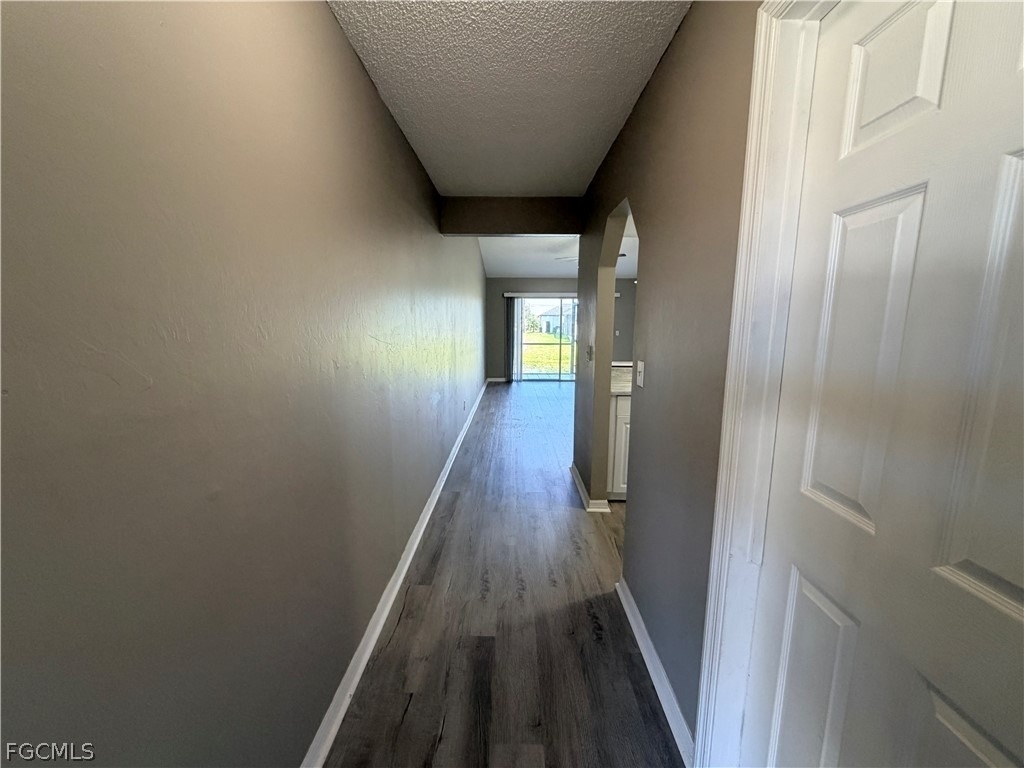 823 Gleason Parkway - Photo 1