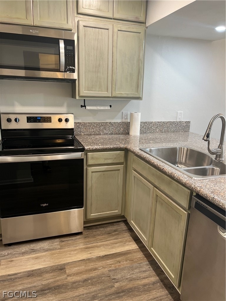 1908 Se 43rd Street - Photo 3