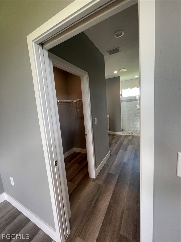 610 Floyd Avenue S - Photo 10