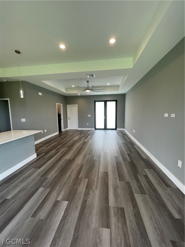 610 Floyd Avenue S - Photo 6