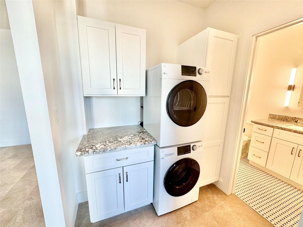 2102 Mechanic Street - Photo 8