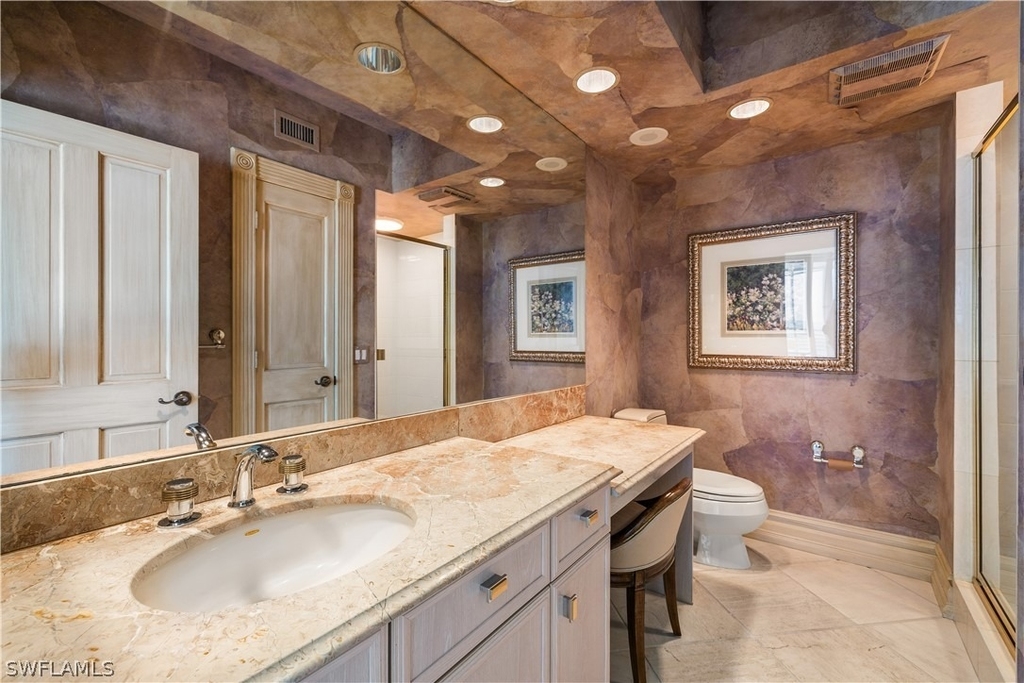 8231 Bay Colony Drive - Photo 24
