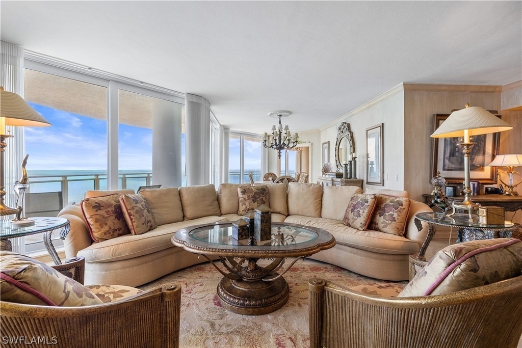 8231 Bay Colony Drive - Photo 7