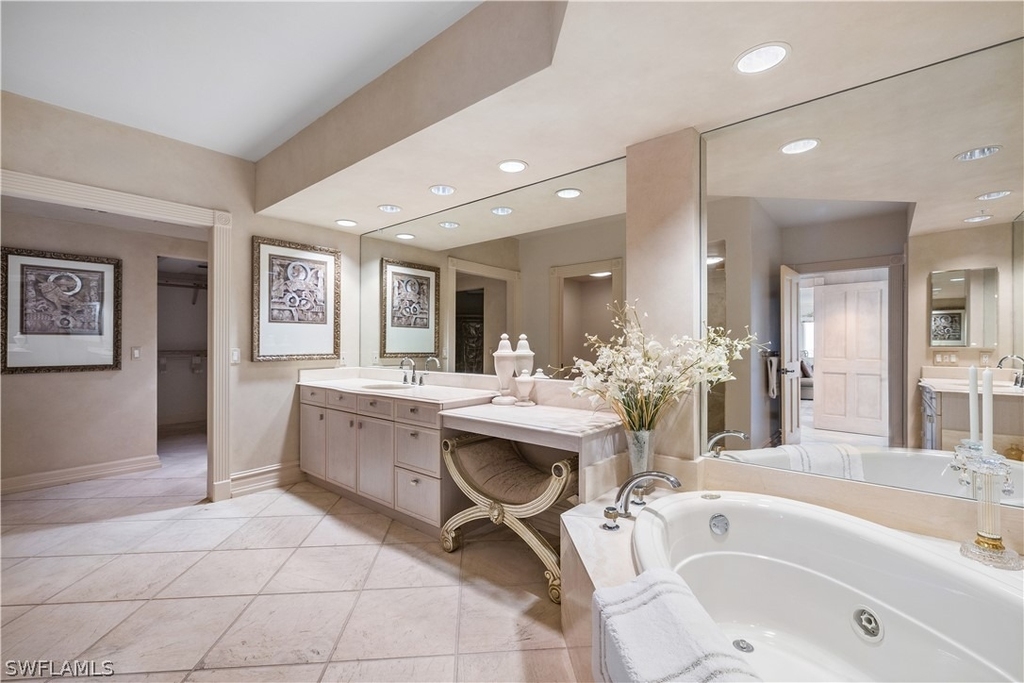 8231 Bay Colony Drive - Photo 19