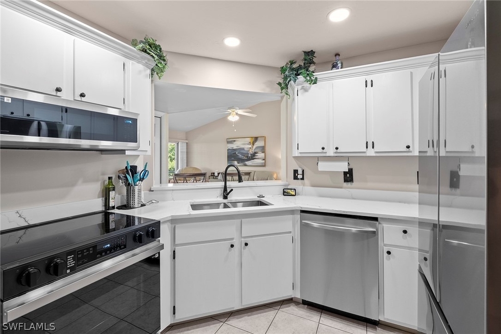 153 Bristol Lane - Photo 8