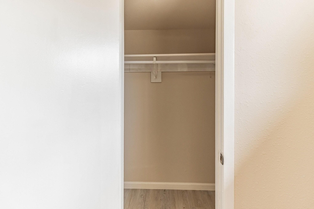 6815 Beachwood Street - Photo 15