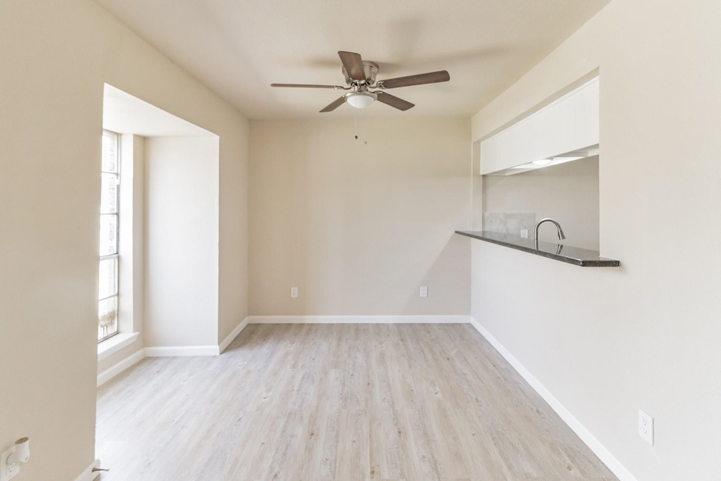 6815 Beachwood Street - Photo 7