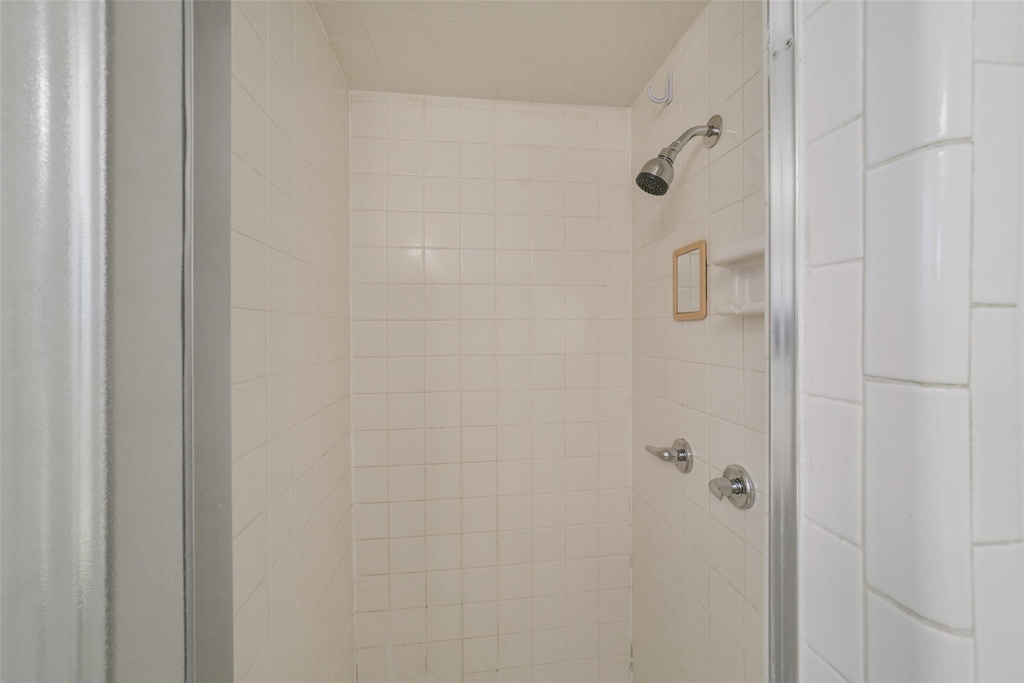 7818 Kleingreen Lane - Photo 37
