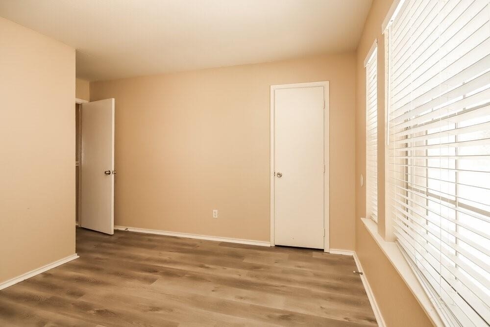 2610 Heatherknoll Drive - Photo 13