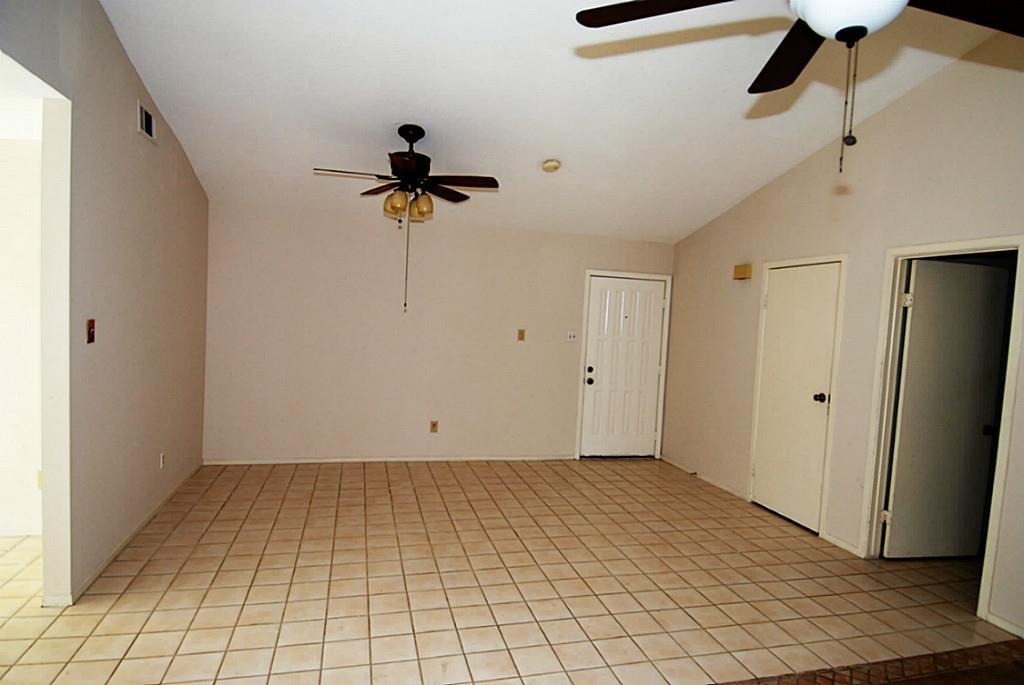 7511 Harpers Glen Lane - Photo 4