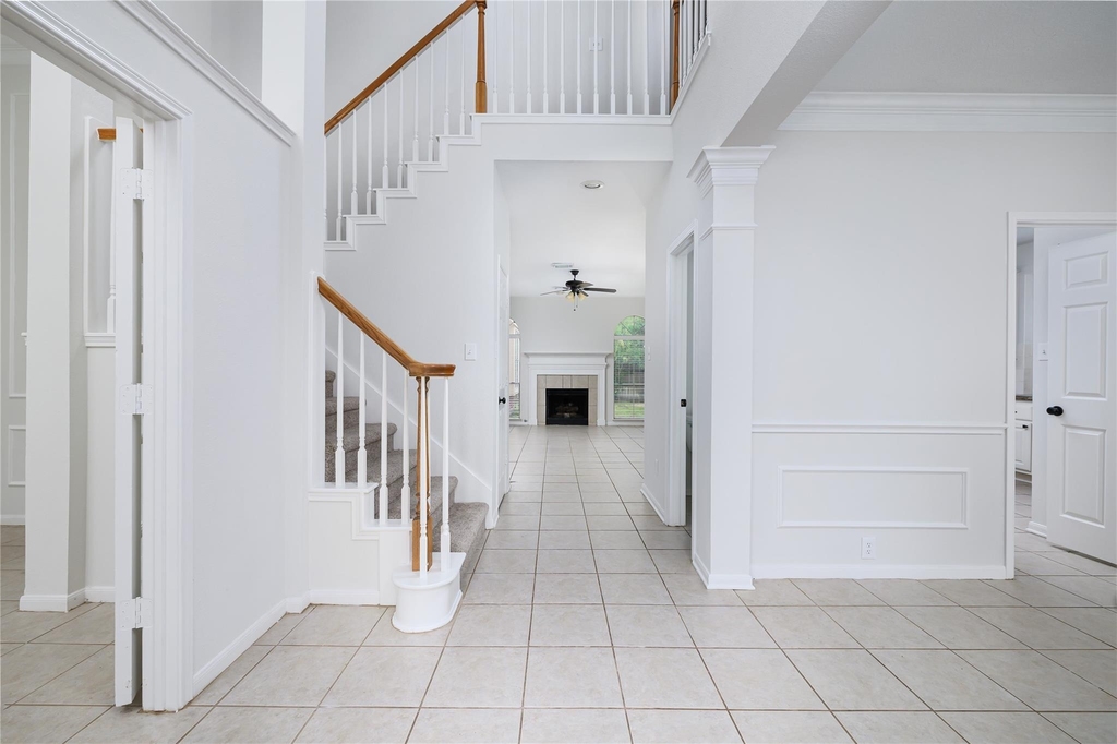 107 N Sunny Slope Circle - Photo 2