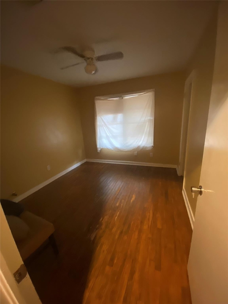 2504 Pennington Street - Photo 3