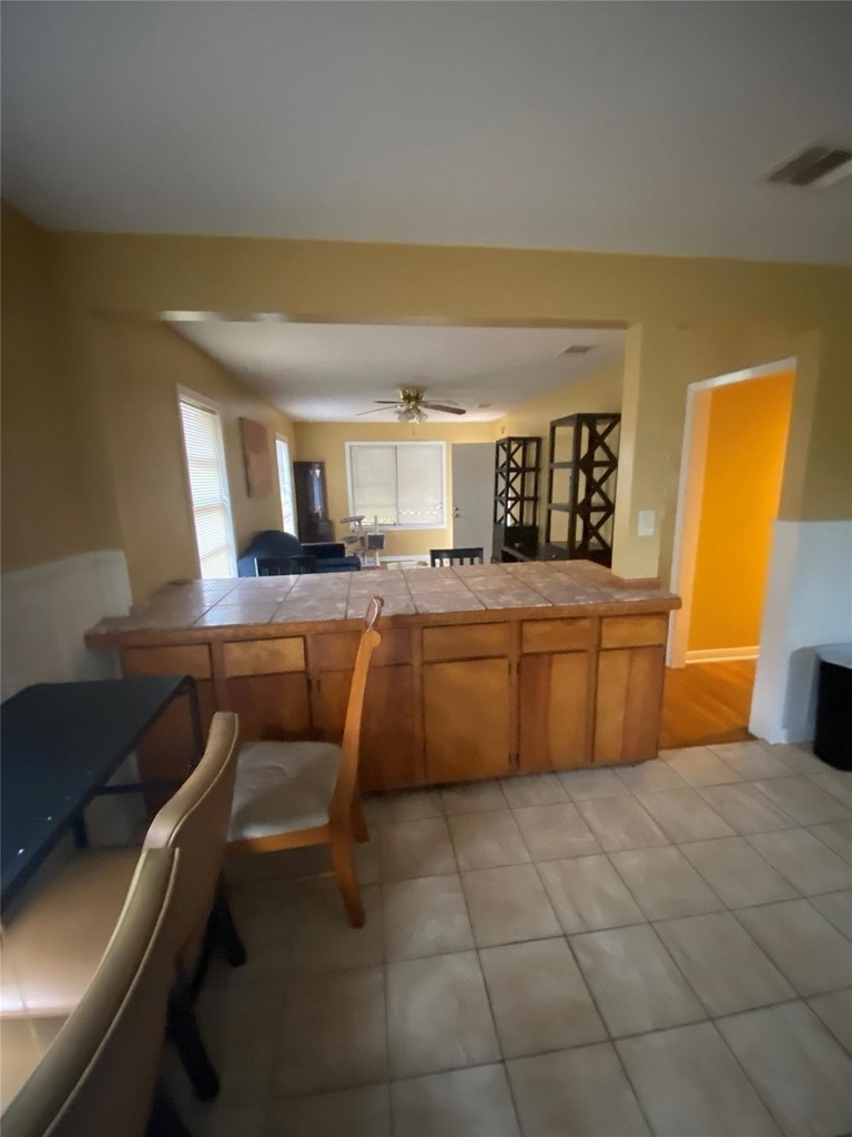 2504 Pennington Street - Photo 2