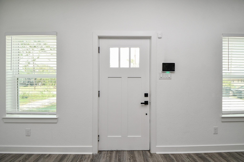 9734 Pelsey Street - Photo 1