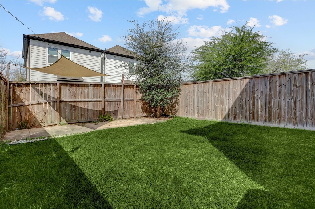 2413 Chapman Street - Photo 15