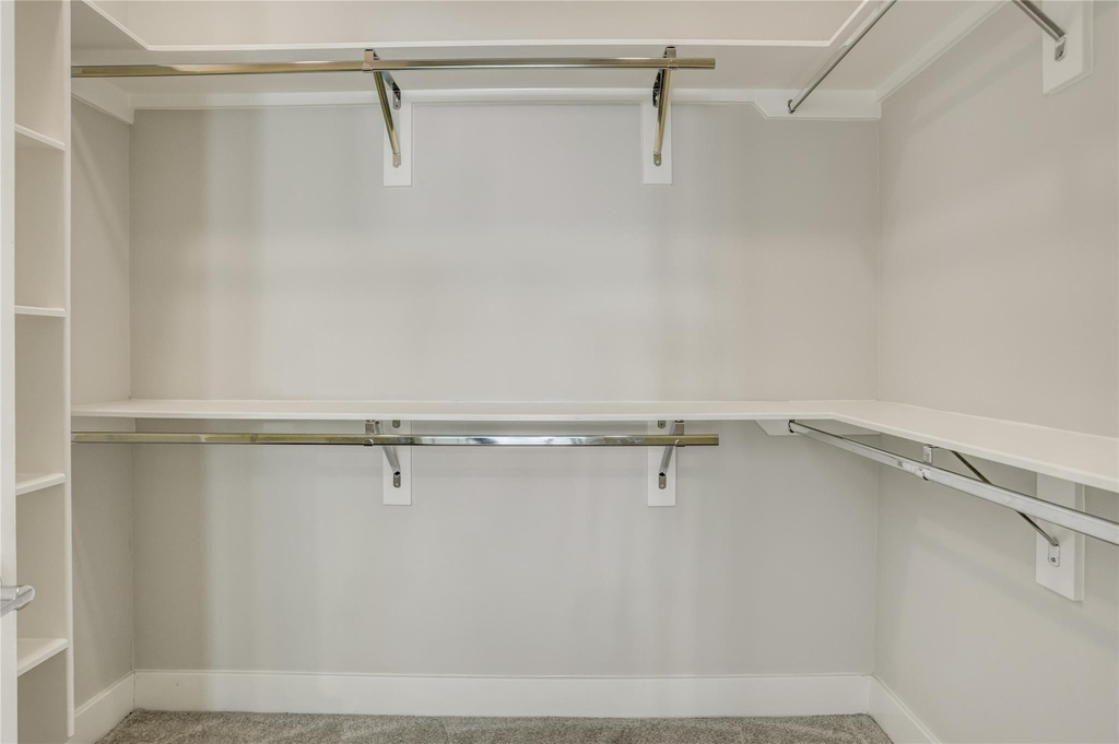 2413 Chapman Street - Photo 10
