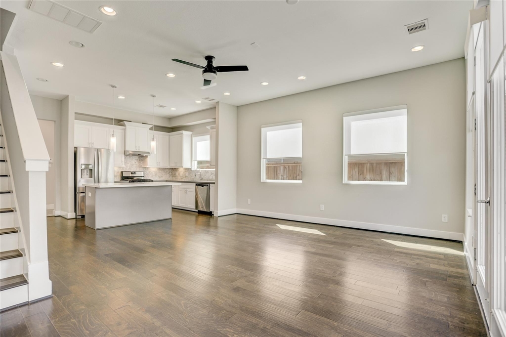 2413 Chapman Street - Photo 4