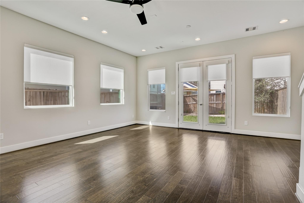 2413 Chapman Street - Photo 5