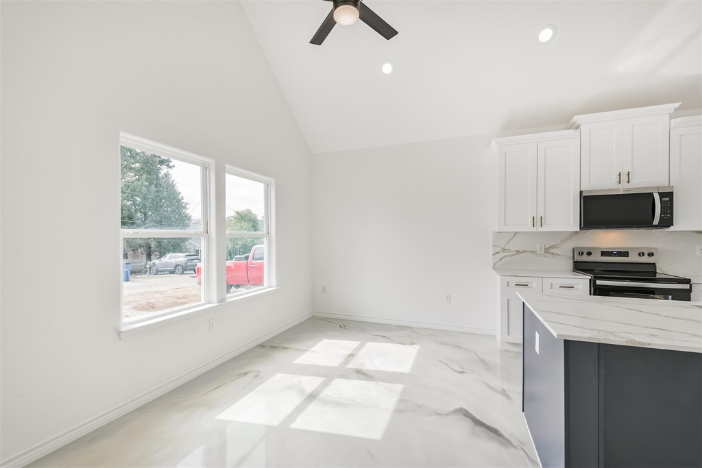 16922 W Forrestal - Photo 12