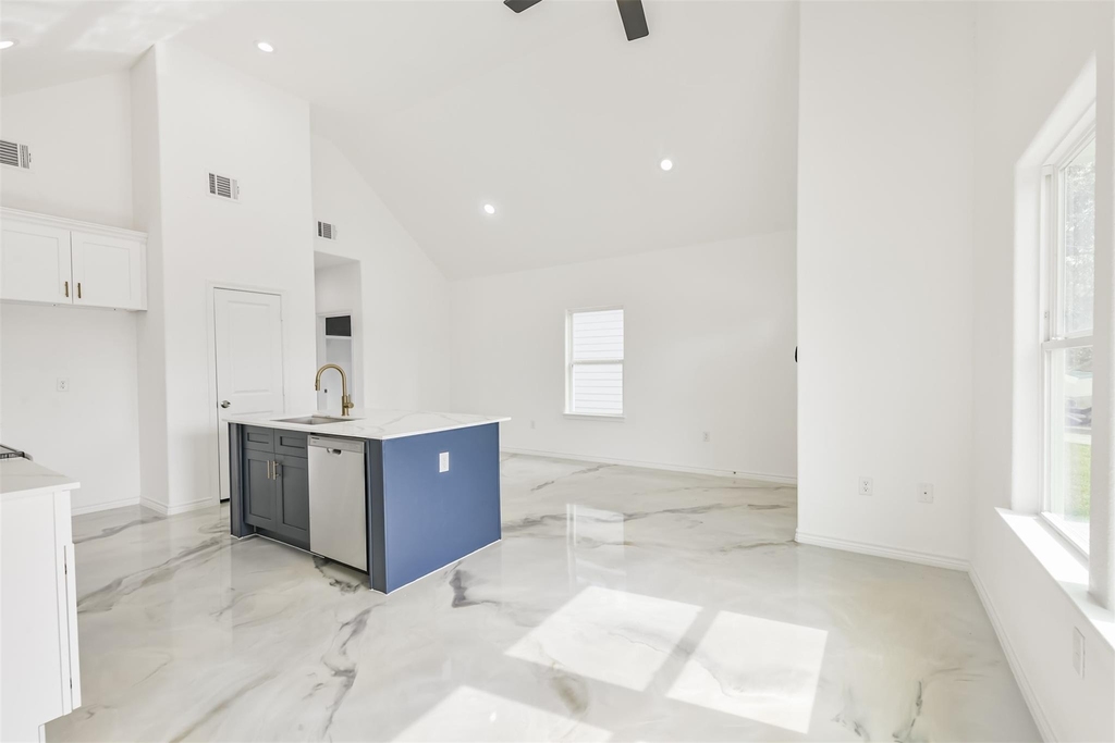 16922 W Forrestal - Photo 14
