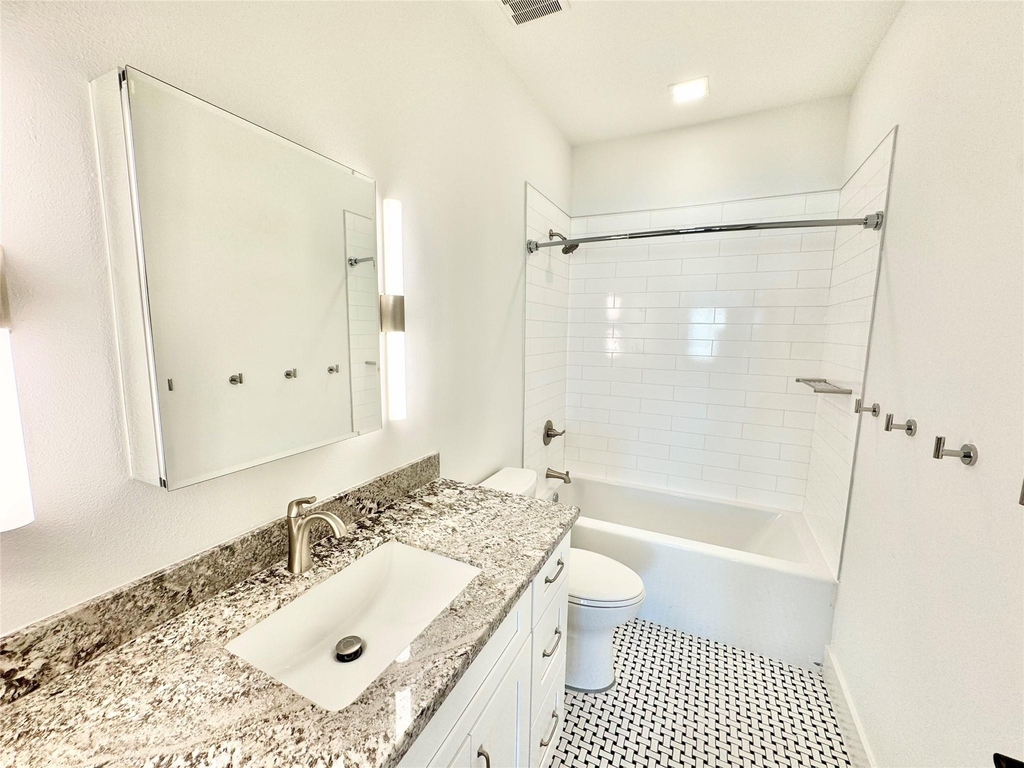 2102 Mechanic Street - Photo 6