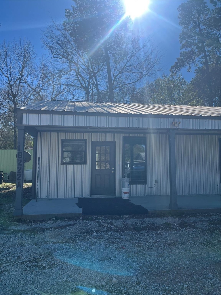 18222 Bonnie Alice Drive - Photo 0