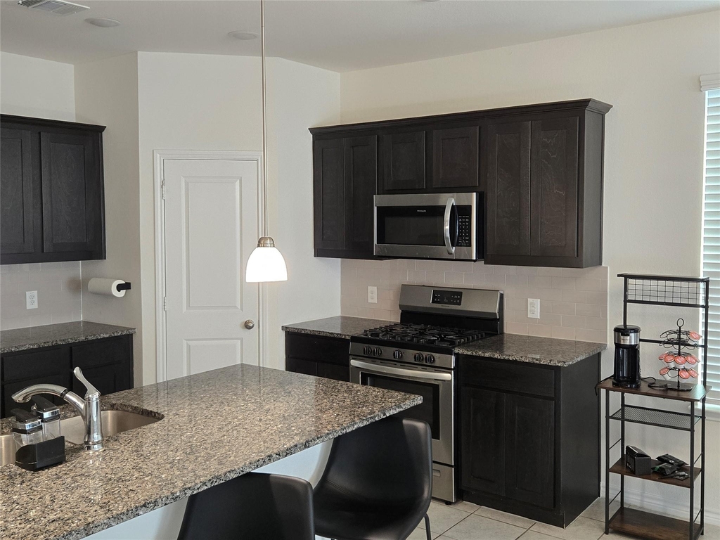 2932 Desert Lily Lane - Photo 1