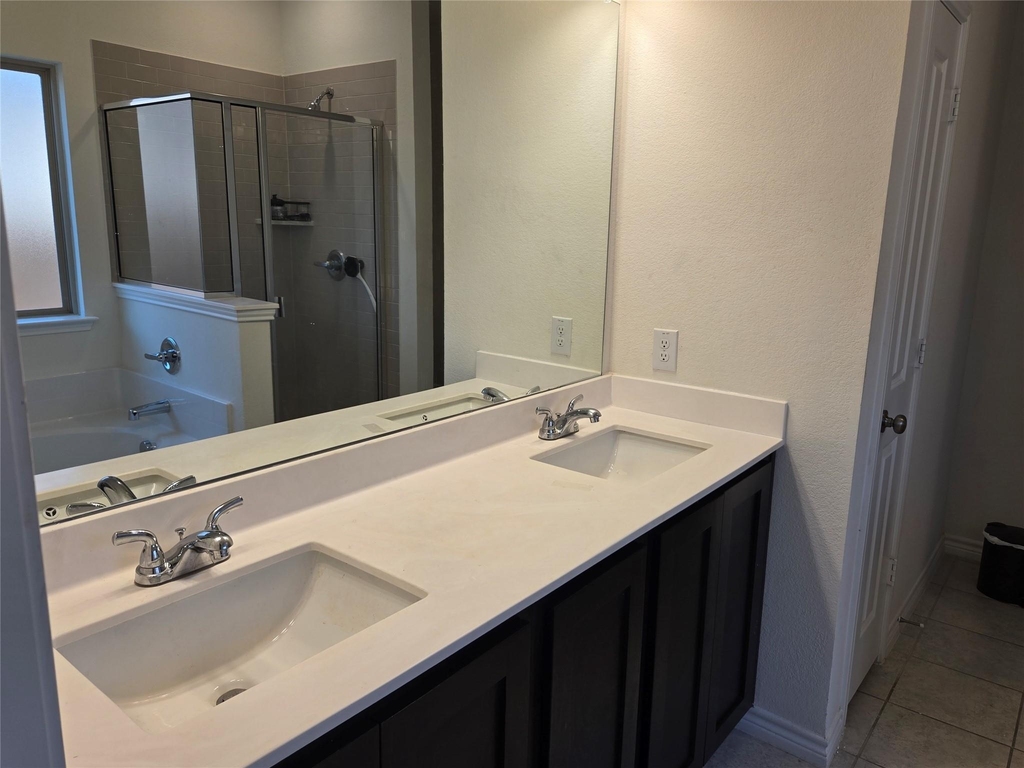 2932 Desert Lily Lane - Photo 10