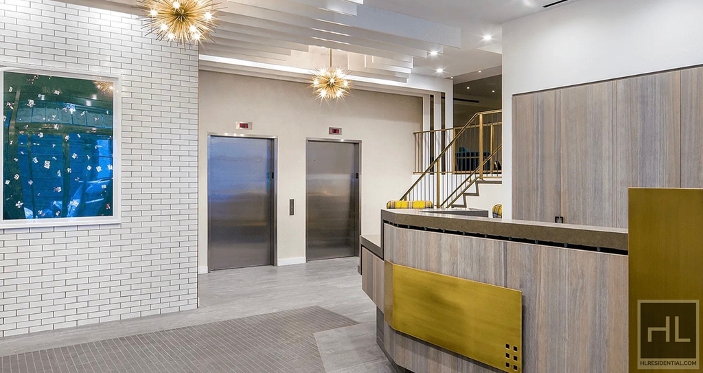 East 91st Street - Photo 11