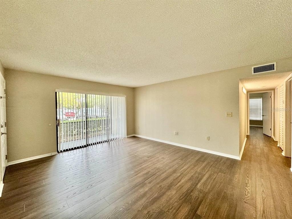 3323 Crystal Court E - Photo 6