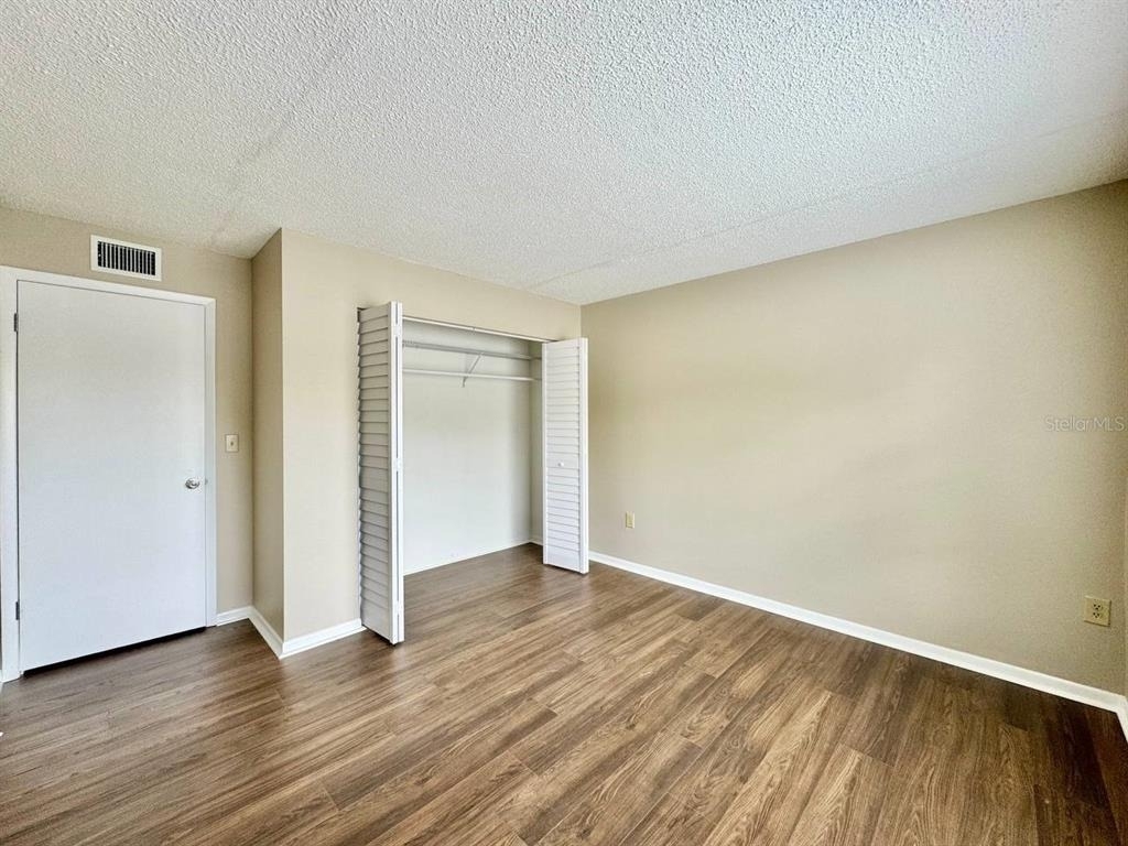3323 Crystal Court E - Photo 16