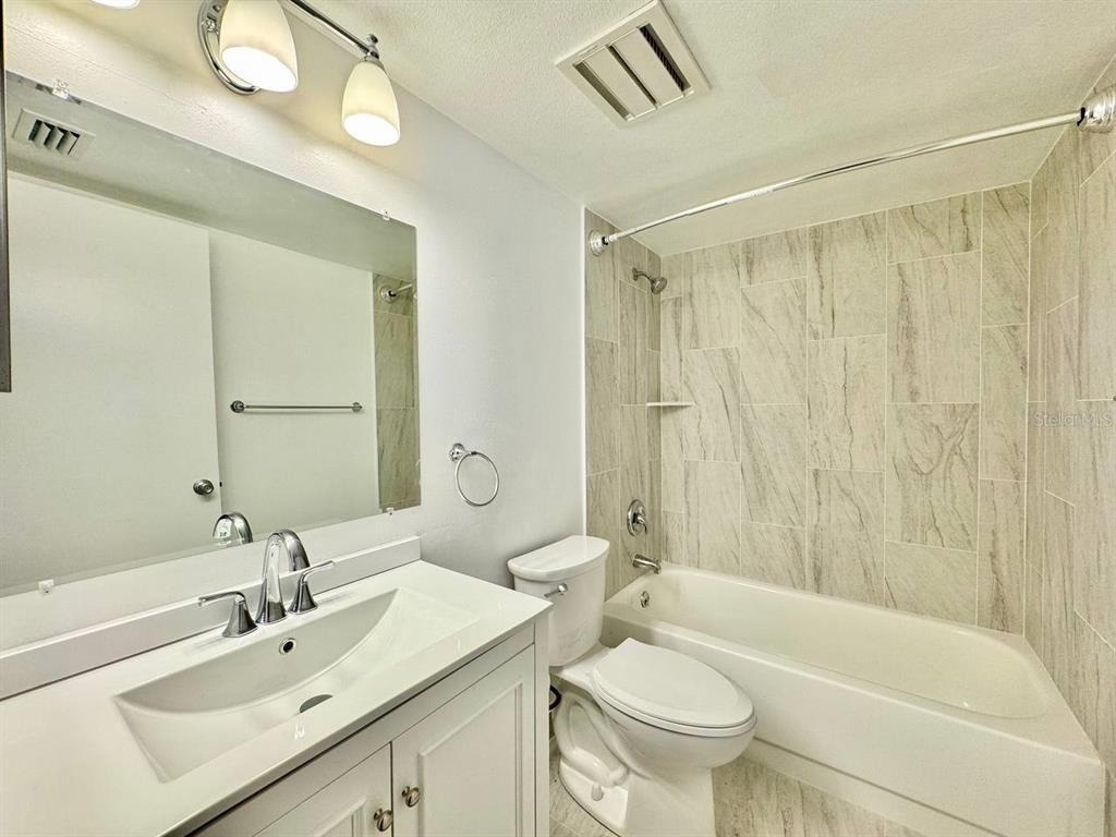 3323 Crystal Court E - Photo 18