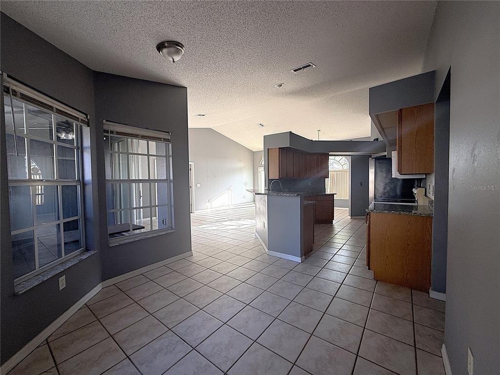 8839 Greenleaf Court - Photo 9