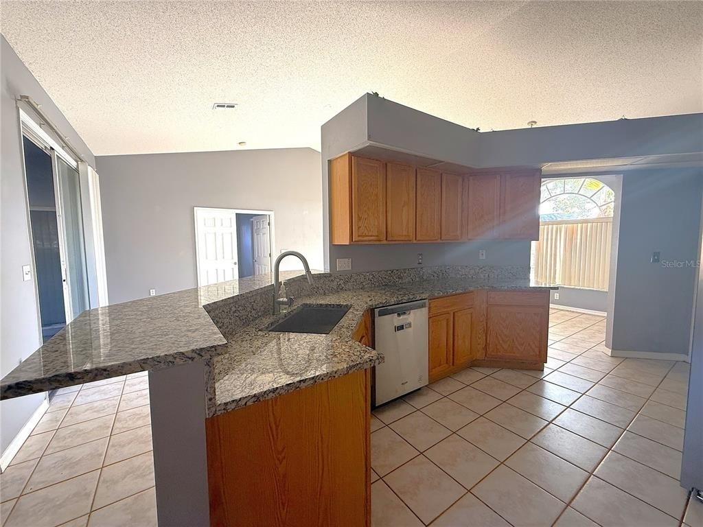 8839 Greenleaf Court - Photo 2