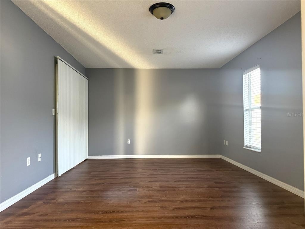 8839 Greenleaf Court - Photo 12