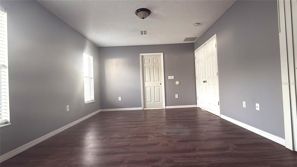 8839 Greenleaf Court - Photo 13