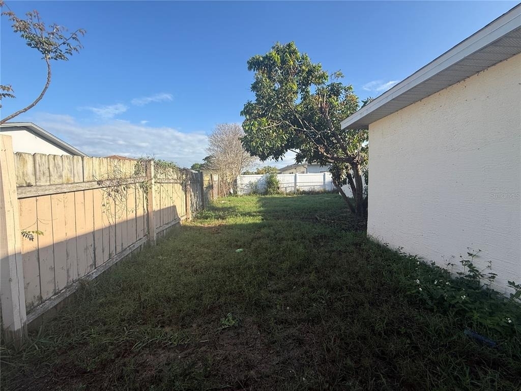 8839 Greenleaf Court - Photo 25