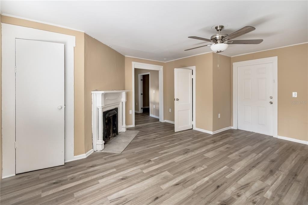418 E Amelia Avenue - Photo 11