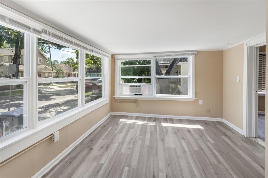 418 E Amelia Avenue - Photo 6
