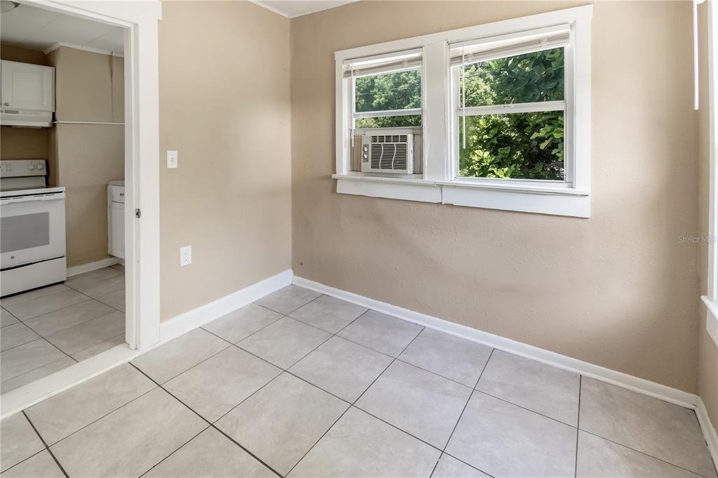 418 E Amelia Avenue - Photo 13