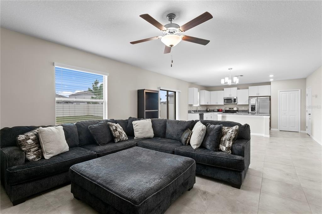 7109 Paradise Island Court - Photo 10