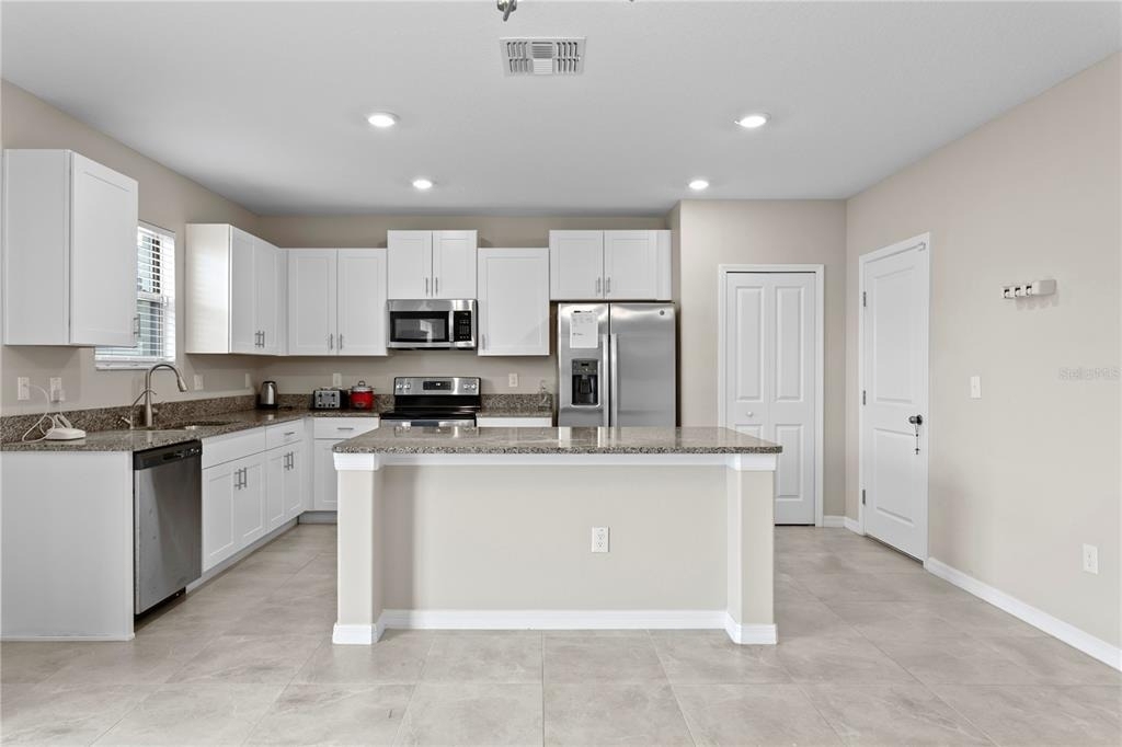 7109 Paradise Island Court - Photo 15