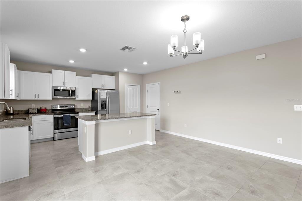7109 Paradise Island Court - Photo 16