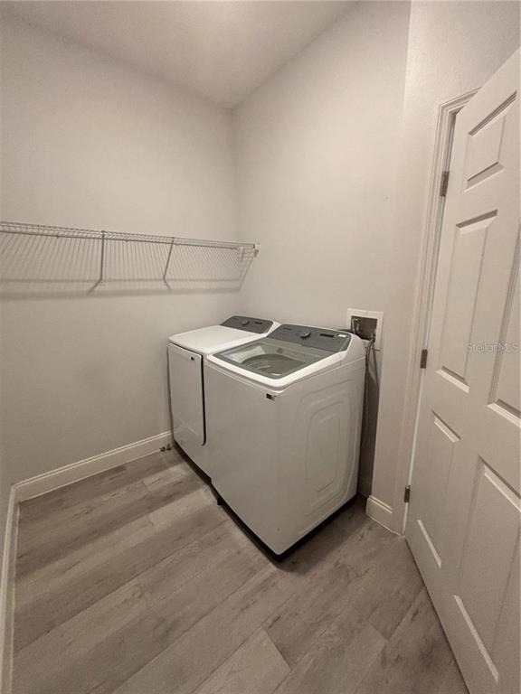 423 Churchill Court - Photo 7