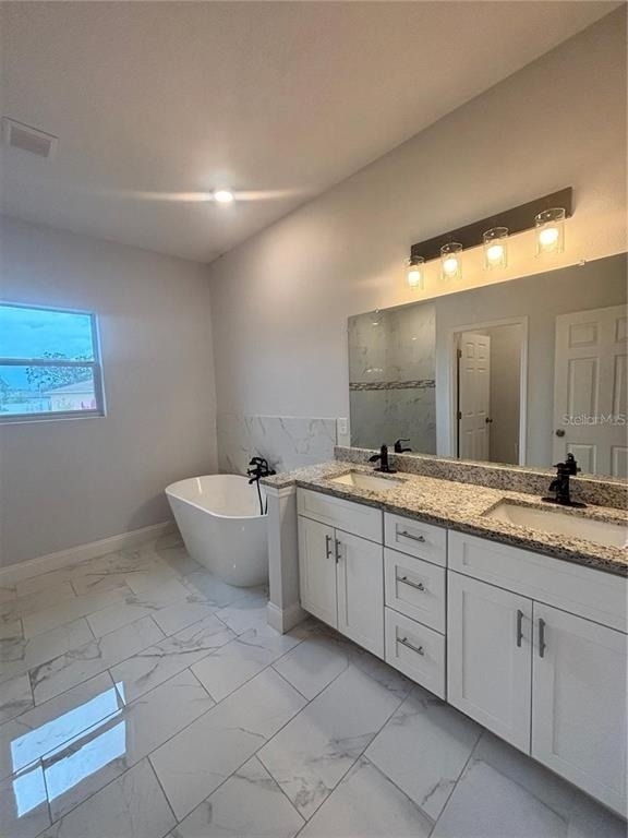 423 Churchill Court - Photo 8