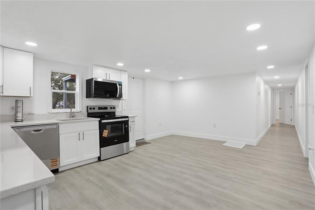1605 8th Street - Photo 9
