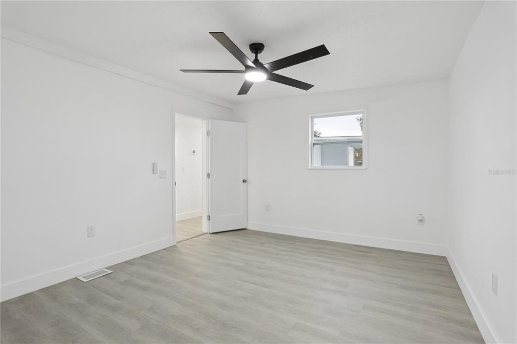1605 8th Street - Photo 12