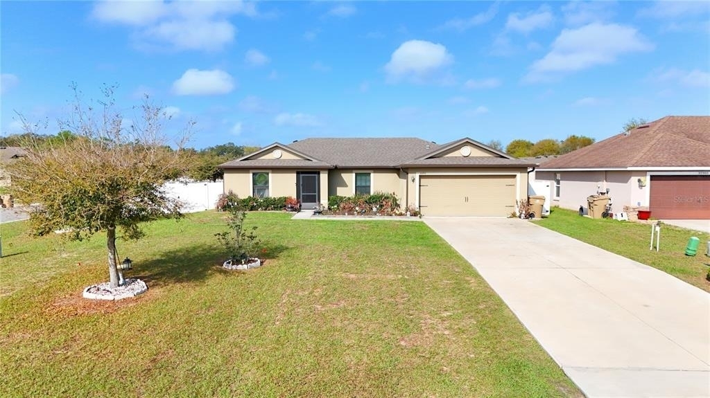 35901 Joewood Avenue - Photo 0